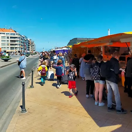 Front In With Wifi Apartment Ostende